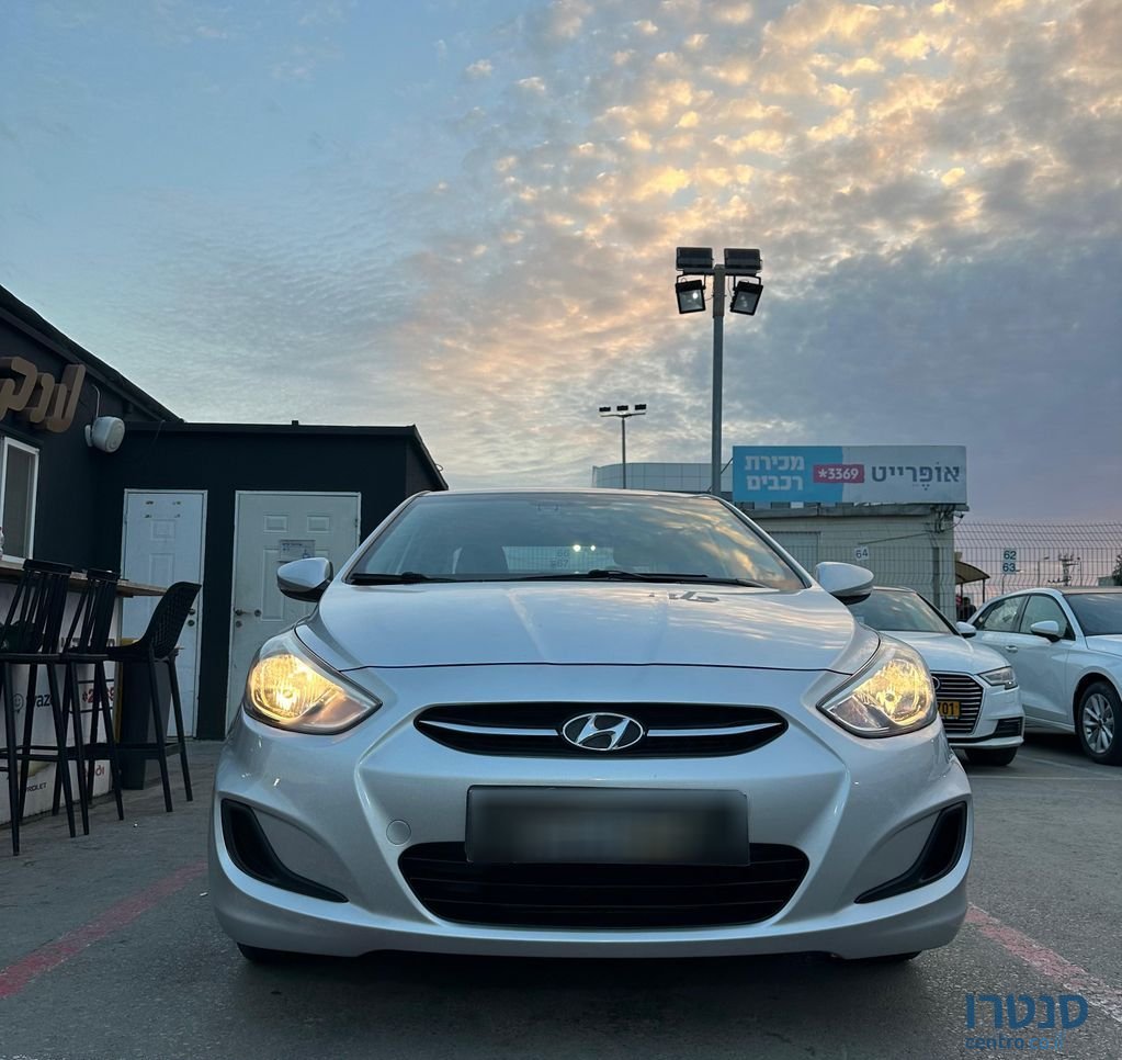 2016' Hyundai i25 יונדאי photo #3