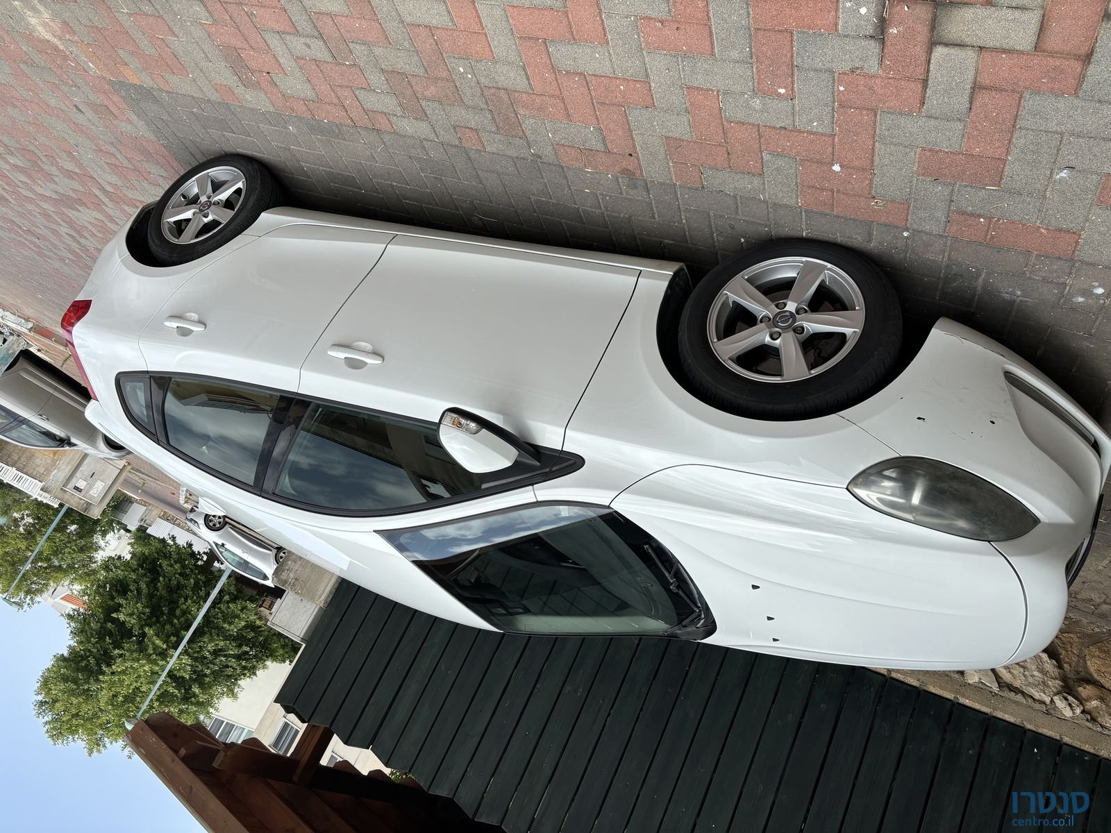 2013' Volvo V40 וולוו photo #4