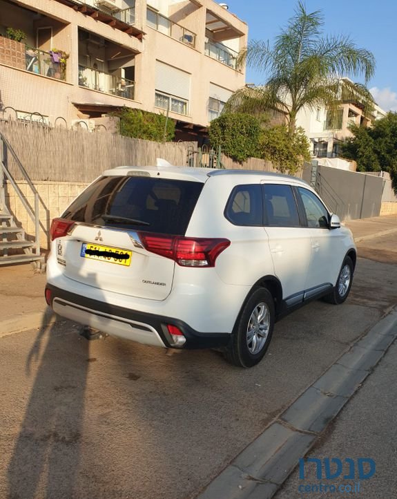 2019' Mitsubishi Outlander מיצובישי אאוטלנדר photo #4
