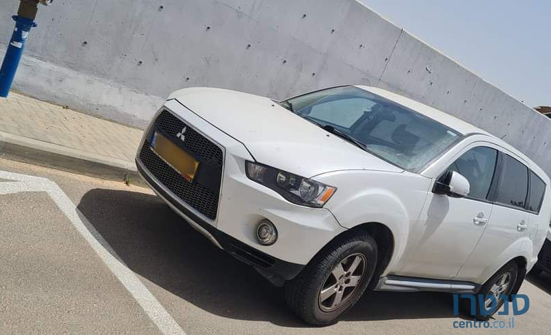 2012' Mitsubishi Outlander מיצובישי אאוטלנדר photo #1