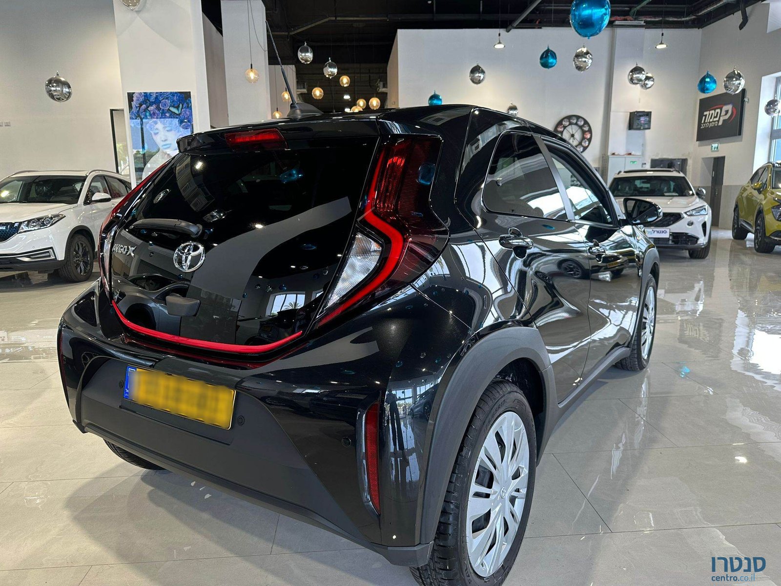 2022' Toyota Aygo photo #4