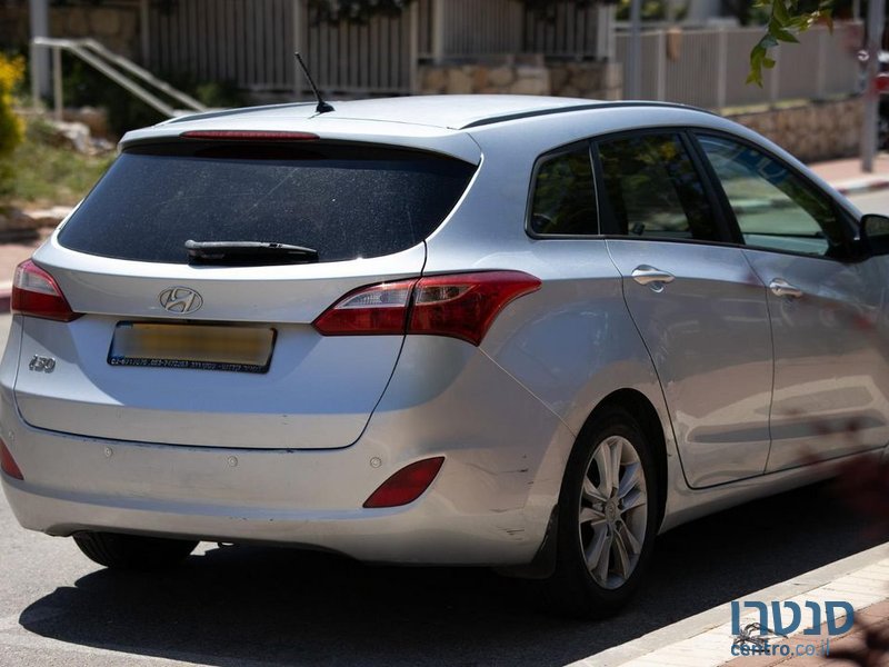 2015' Hyundai i30 יונדאי photo #2