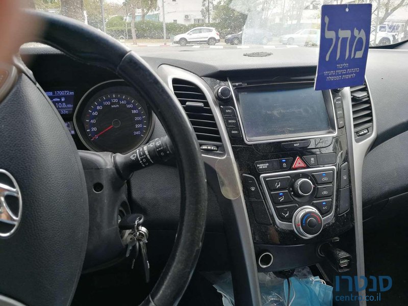 2013' Hyundai I30 יונדאי photo #1