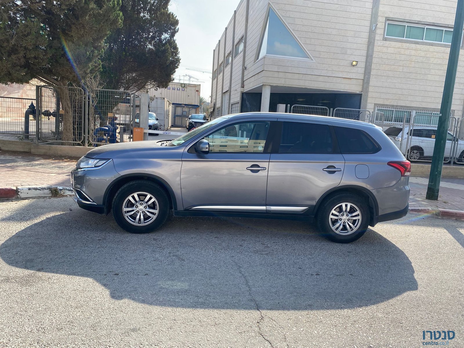 2016' Mitsubishi Outlander מיצובישי אאוטלנדר photo #1