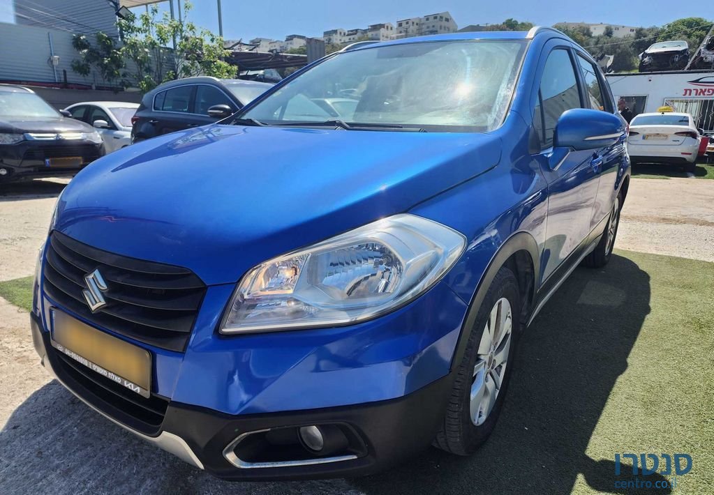 2015' Suzuki SX4 סוזוקי קרוסאובר photo #4