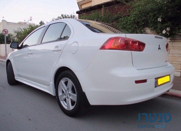 2009' Mitsubishi Lancer photo #2