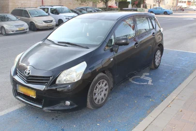 2011' Toyota Verso טויוטה ורסו