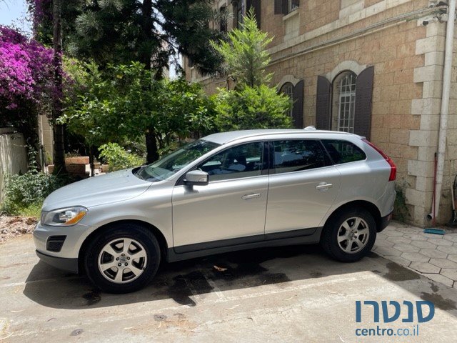 2012' Volvo XC60 T5 photo #1