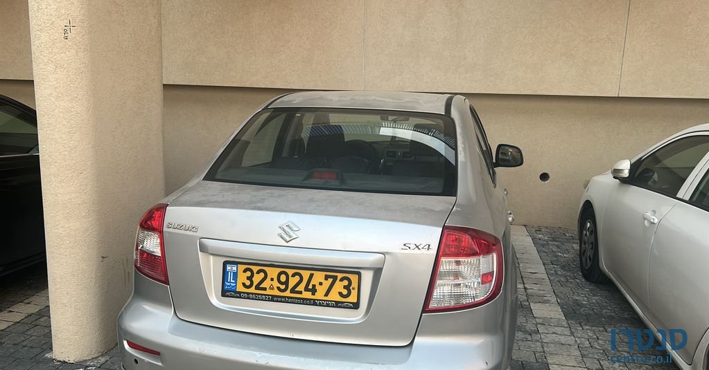 2010' Suzuki SX4 סוזוקי photo #5