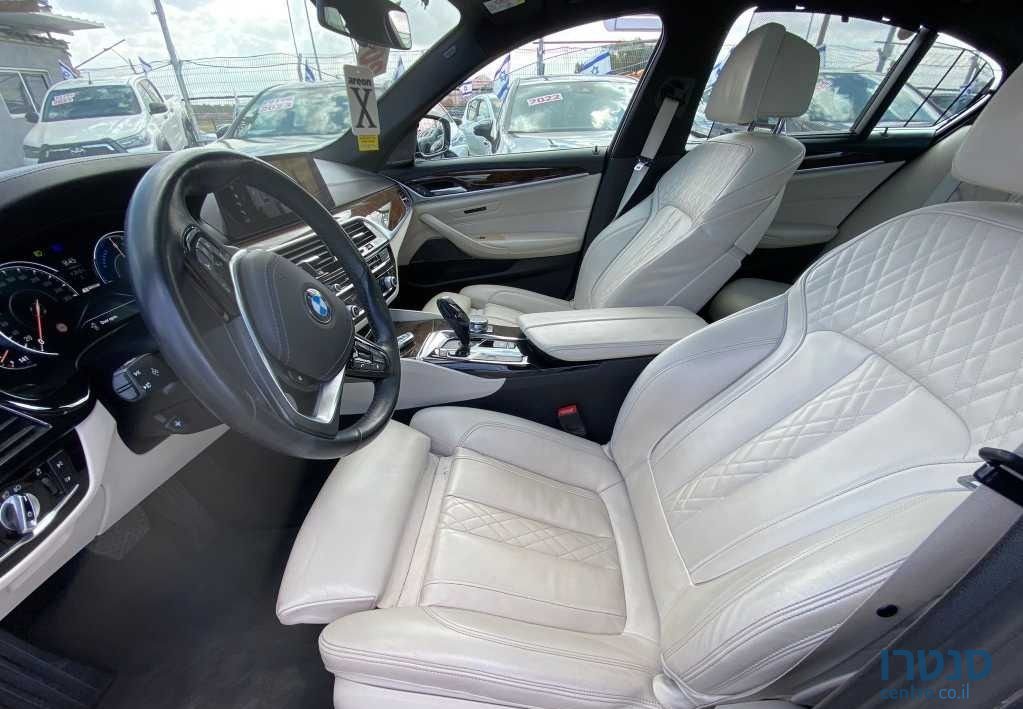 2018' BMW 5 Series ב.מ.וו סדרה 5 photo #5