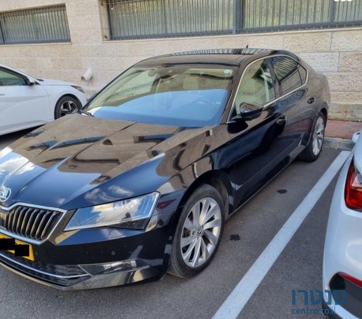 2018' Skoda Superb סקודה סופרב photo #4