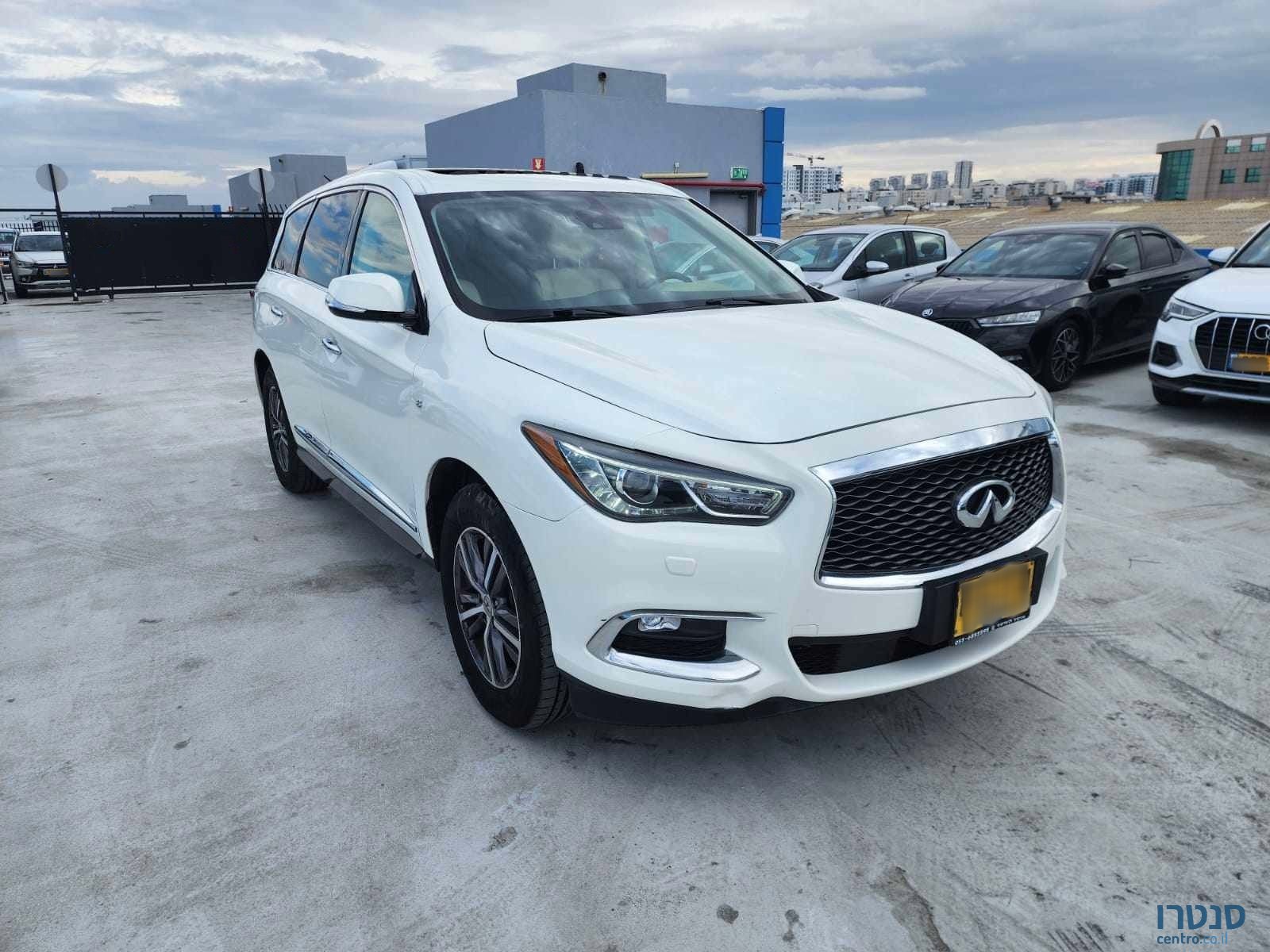 2020' Infiniti QX60 photo #2