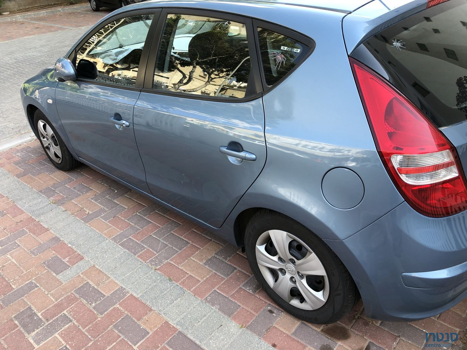 2009' Hyundai i30 5 дверей photo #7