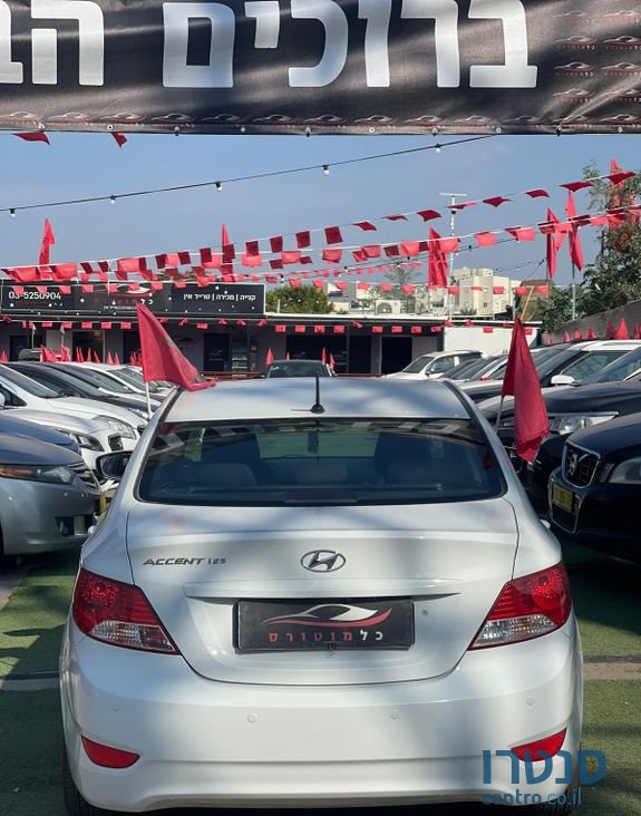 2018' Hyundai i25 יונדאי photo #4