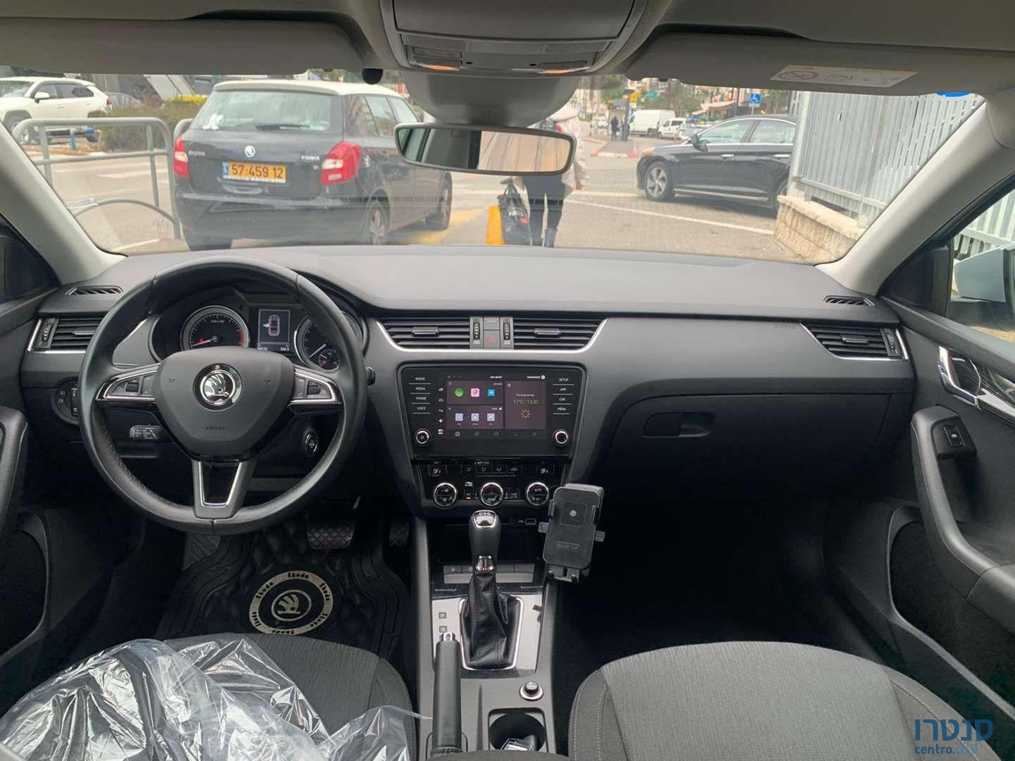 2018' Skoda Octavia סקודה אוקטביה photo #1