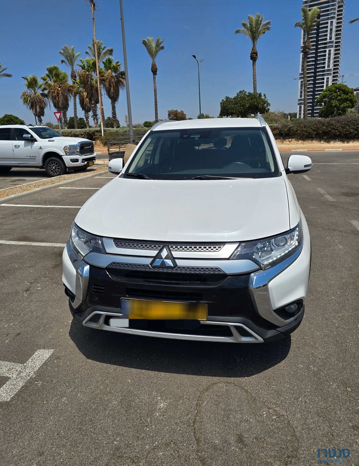 2021' Mitsubishi Outlander מיצובישי אאוטלנדר photo #3