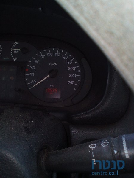 2002' Renault Clio photo #5