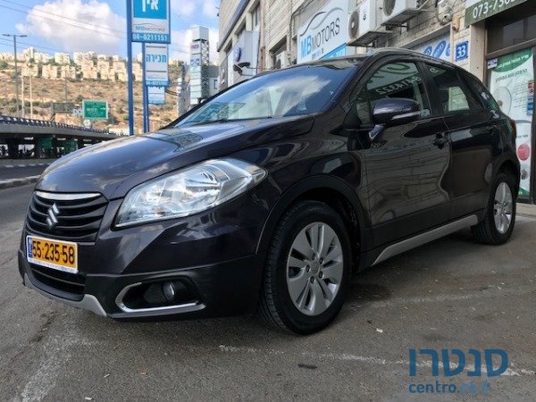 2014' Suzuki SX4 1600 photo #1
