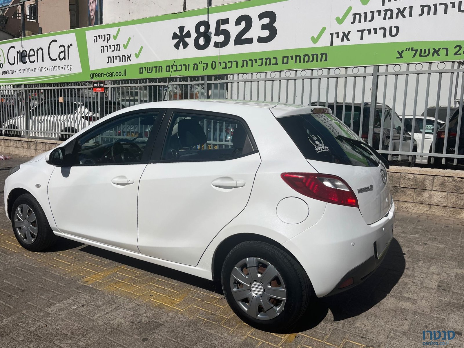 2012' Mazda 2 photo #4