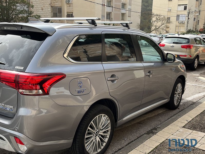 2019' Mitsubishi Outlander מיצובישי אאוטלנדר photo #2