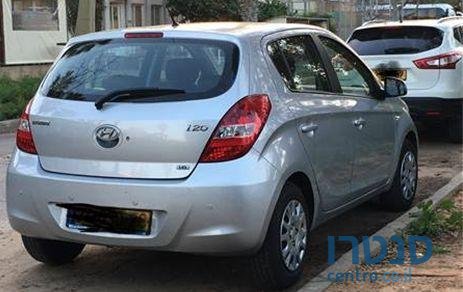 2012' Hyundai i20 יונדאי photo #1