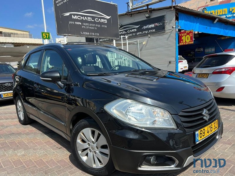 2014' Suzuki SX4 סוזוקי קרוסאובר photo #1