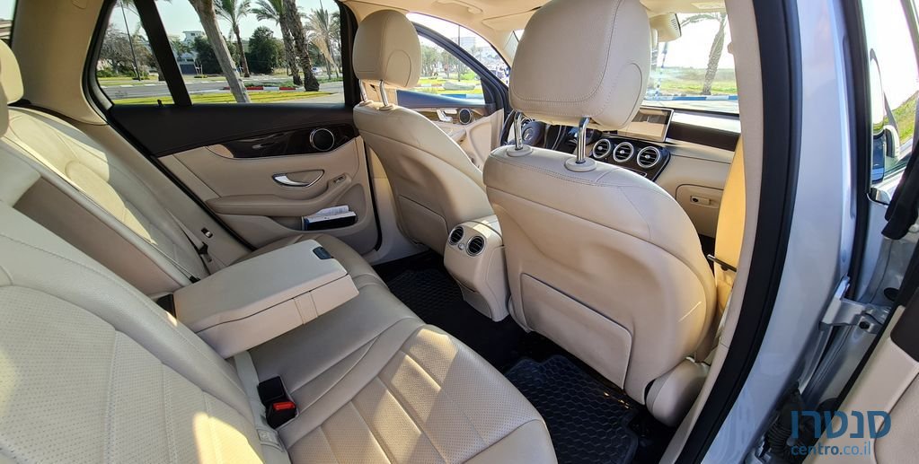 2016' Mercedes-Benz Glc מרצדס photo #3