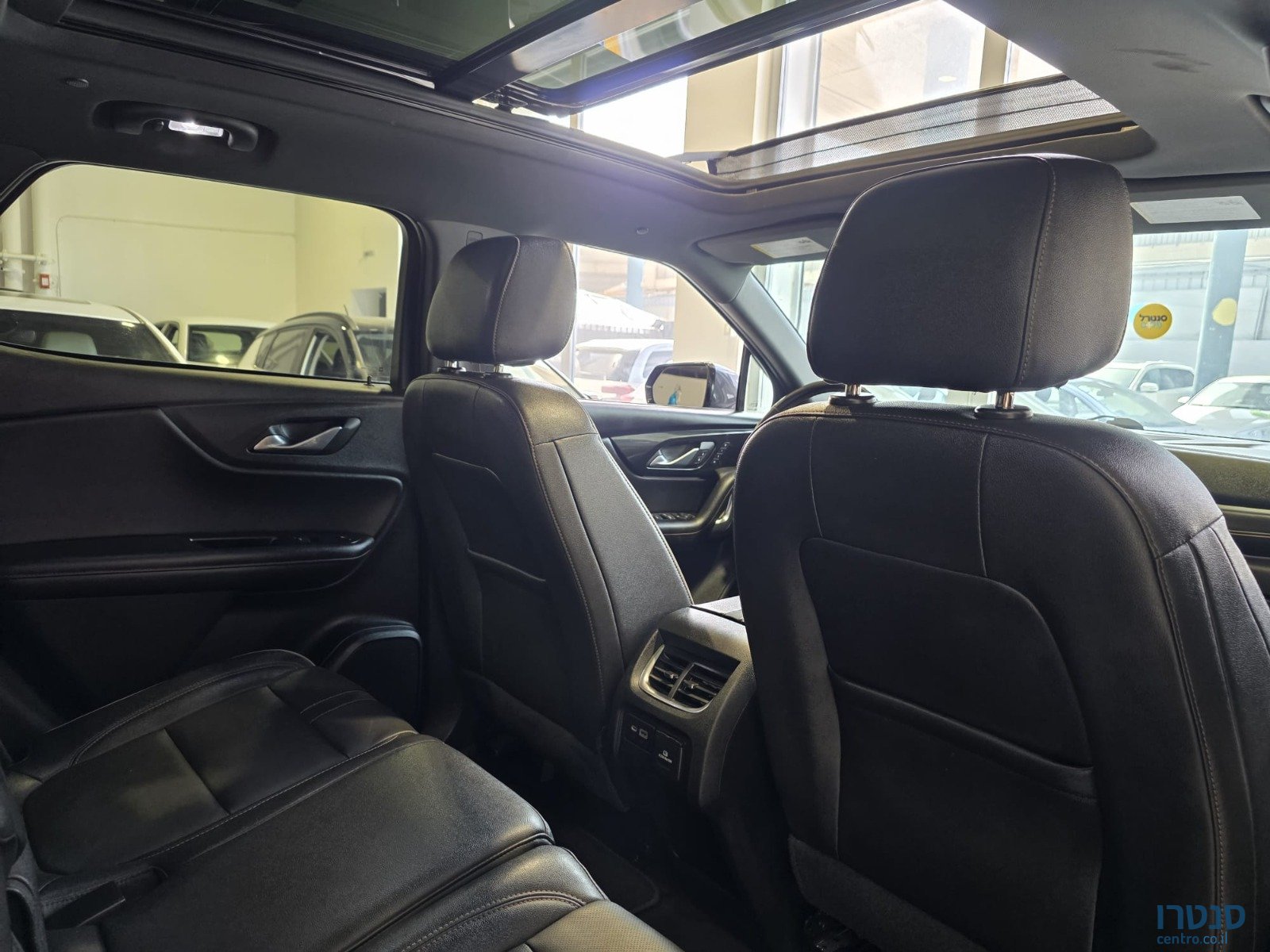 2023' Chevrolet Blazer photo #5