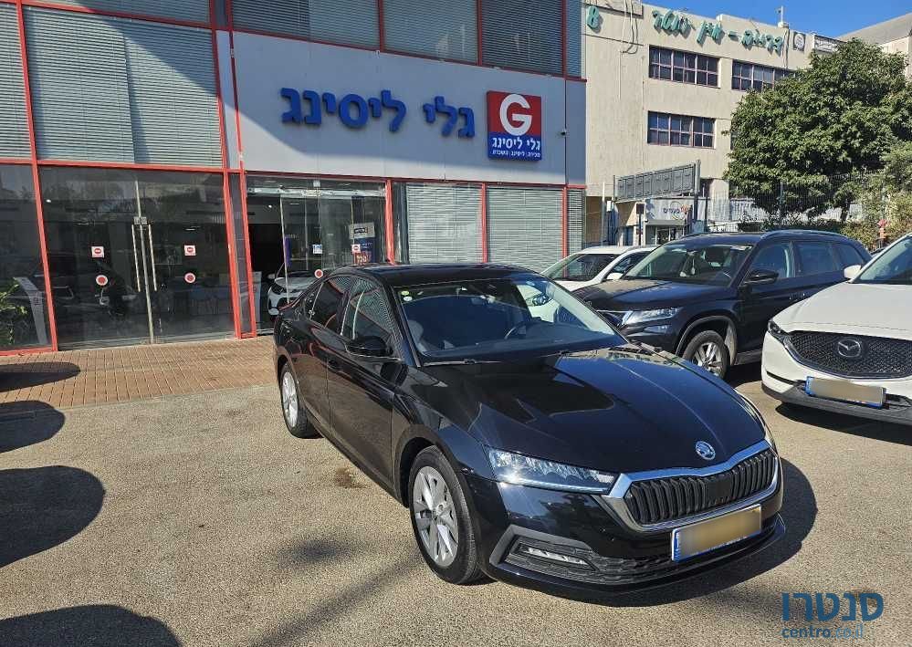 2021' Skoda Octavia סקודה אוקטביה photo #1