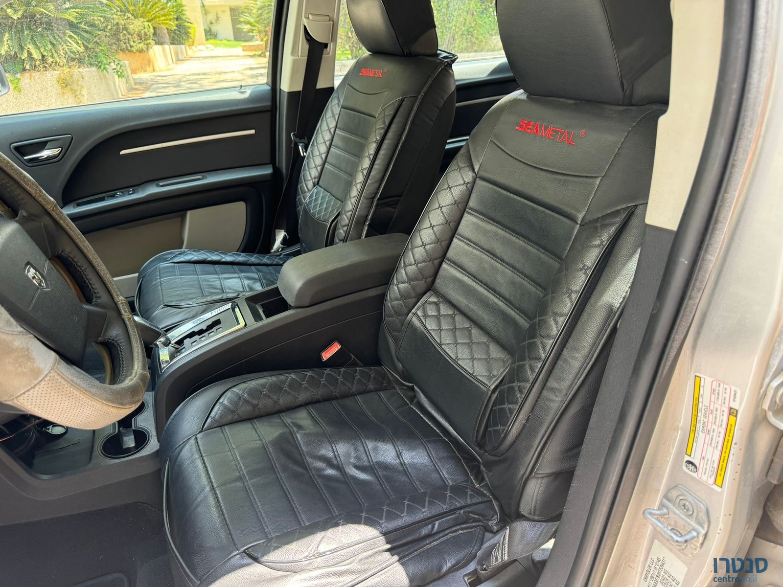 2010' Dodge Journey photo #6