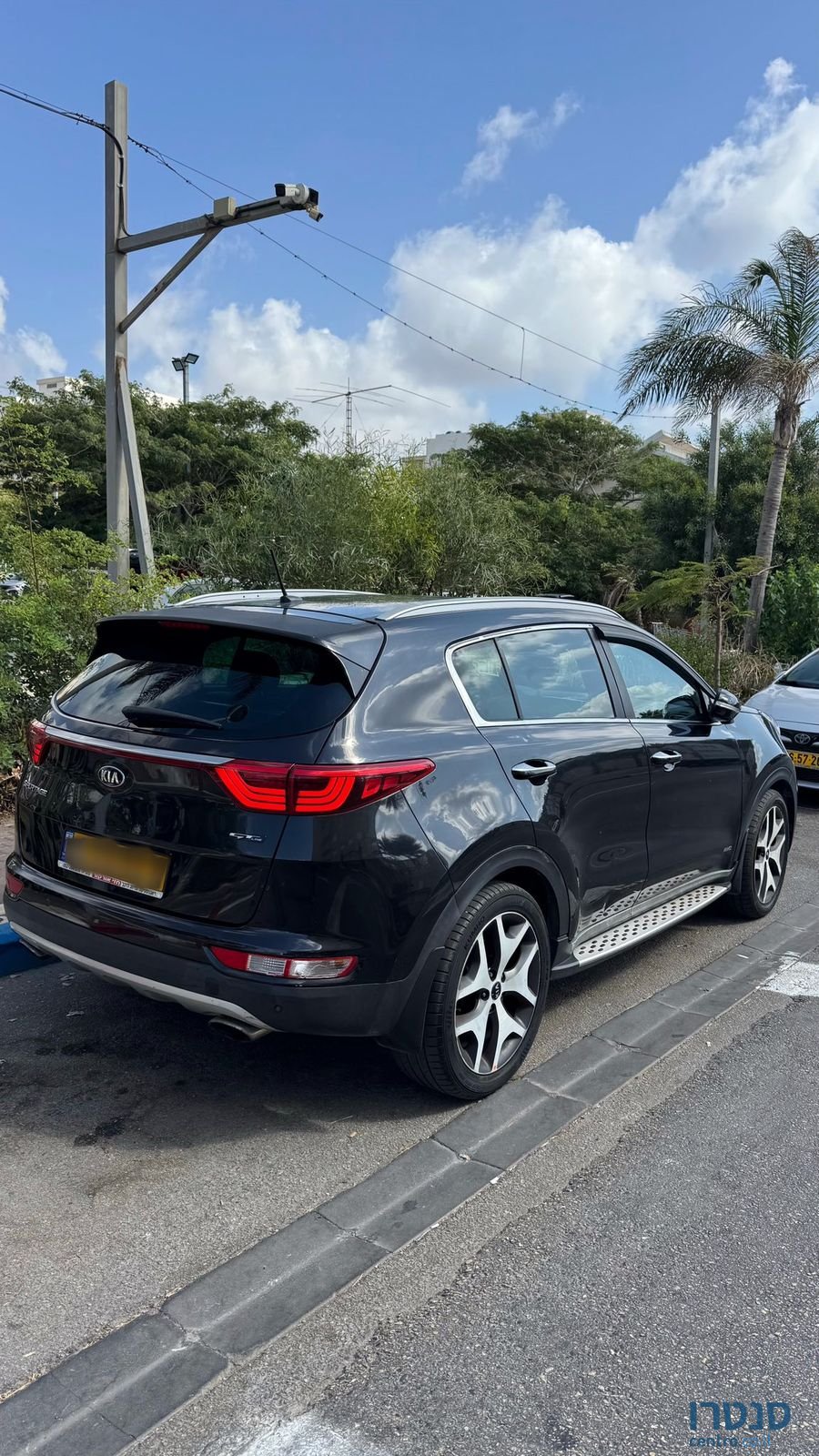 2016' Kia Carnival קיה קרניבל photo #1