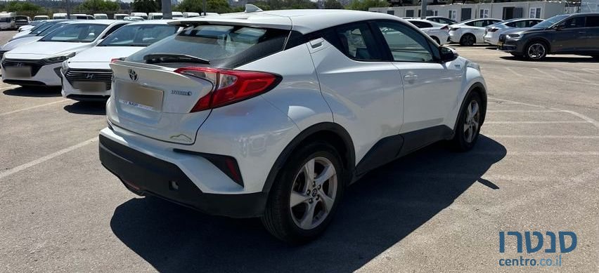 2020' Toyota C-HR טויוטה photo #4