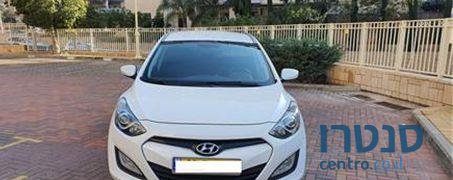 2013' Hyundai I30 יונדאי photo #3