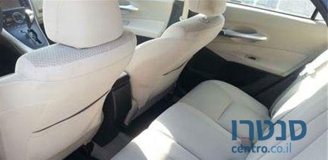 2012' Toyota Auris טויוטה אוריס photo #1