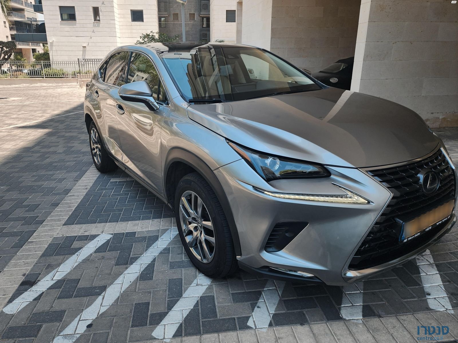 2020' Lexus NX לקסוס photo #3