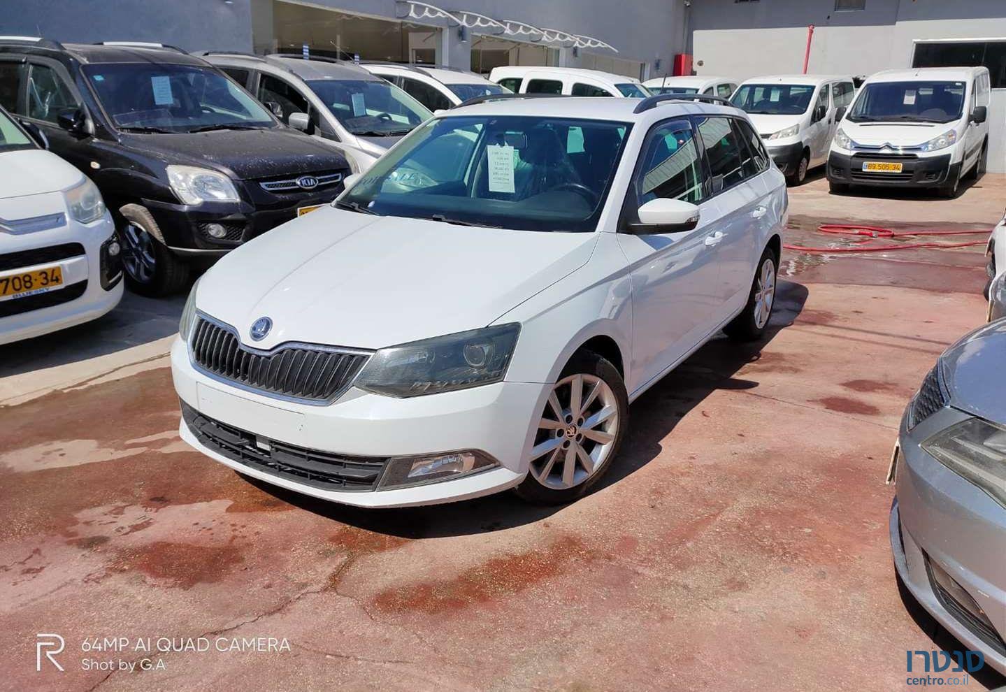 2016' Skoda Fabia סקודה פאביה photo #2