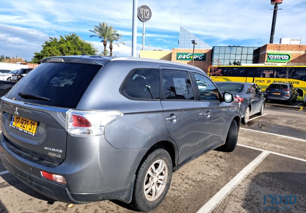 2014' Mitsubishi Outlander מיצובישי אאוטלנדר photo #1