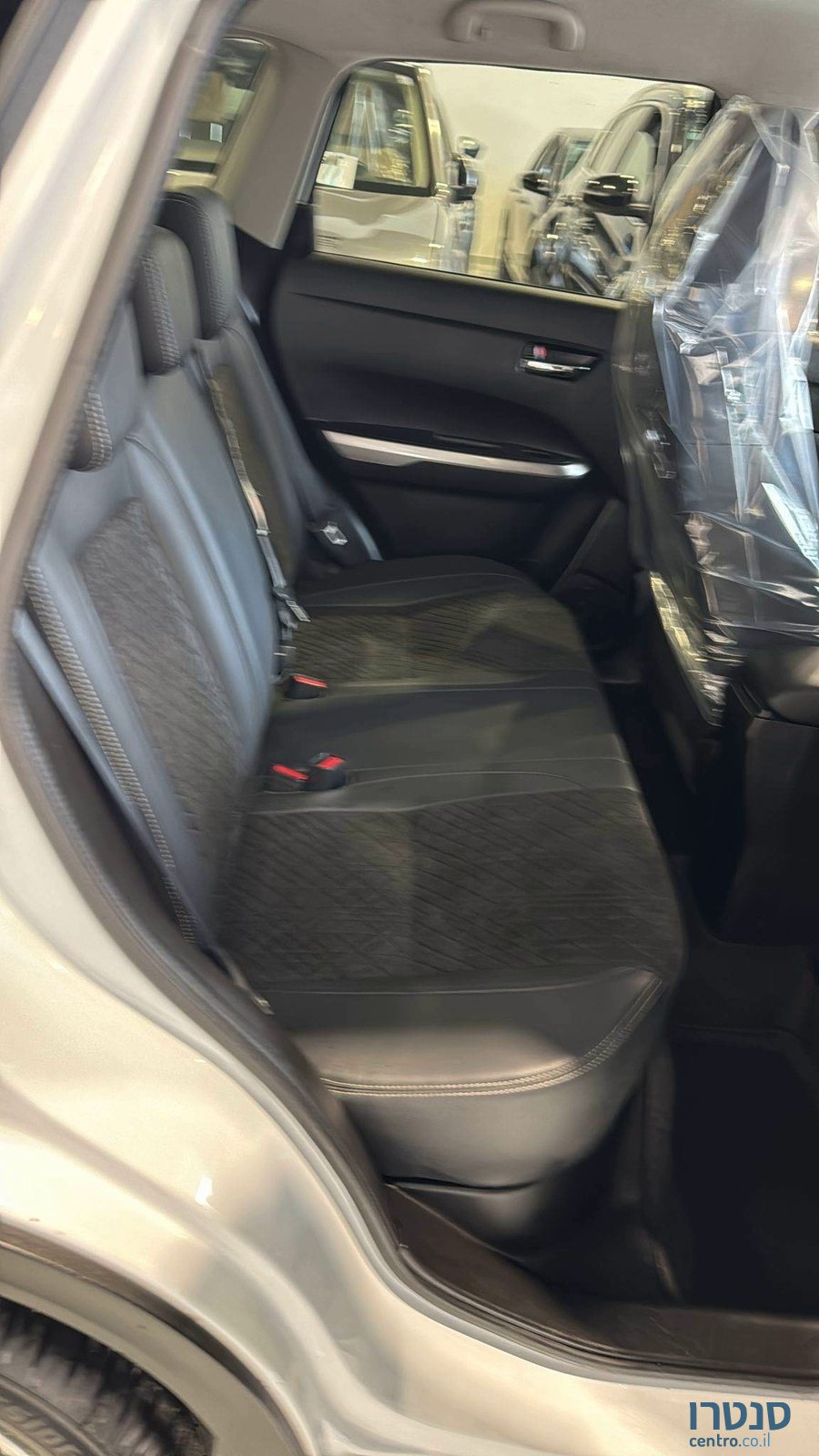 2020' Suzuki Vitara photo #6