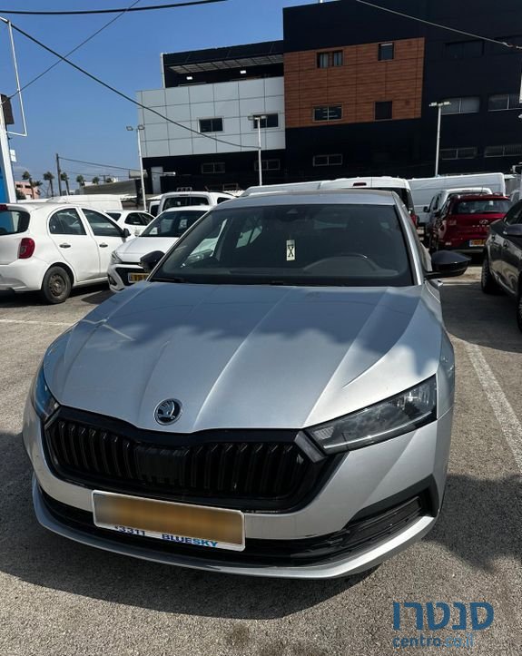 2021' Skoda Octavia סקודה אוקטביה photo #1
