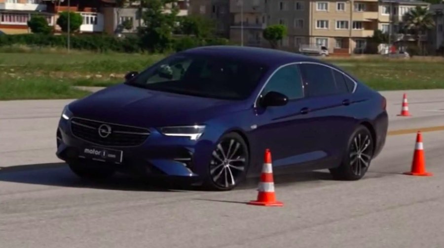 Opel Insignia Shows Good Results In Moose Test