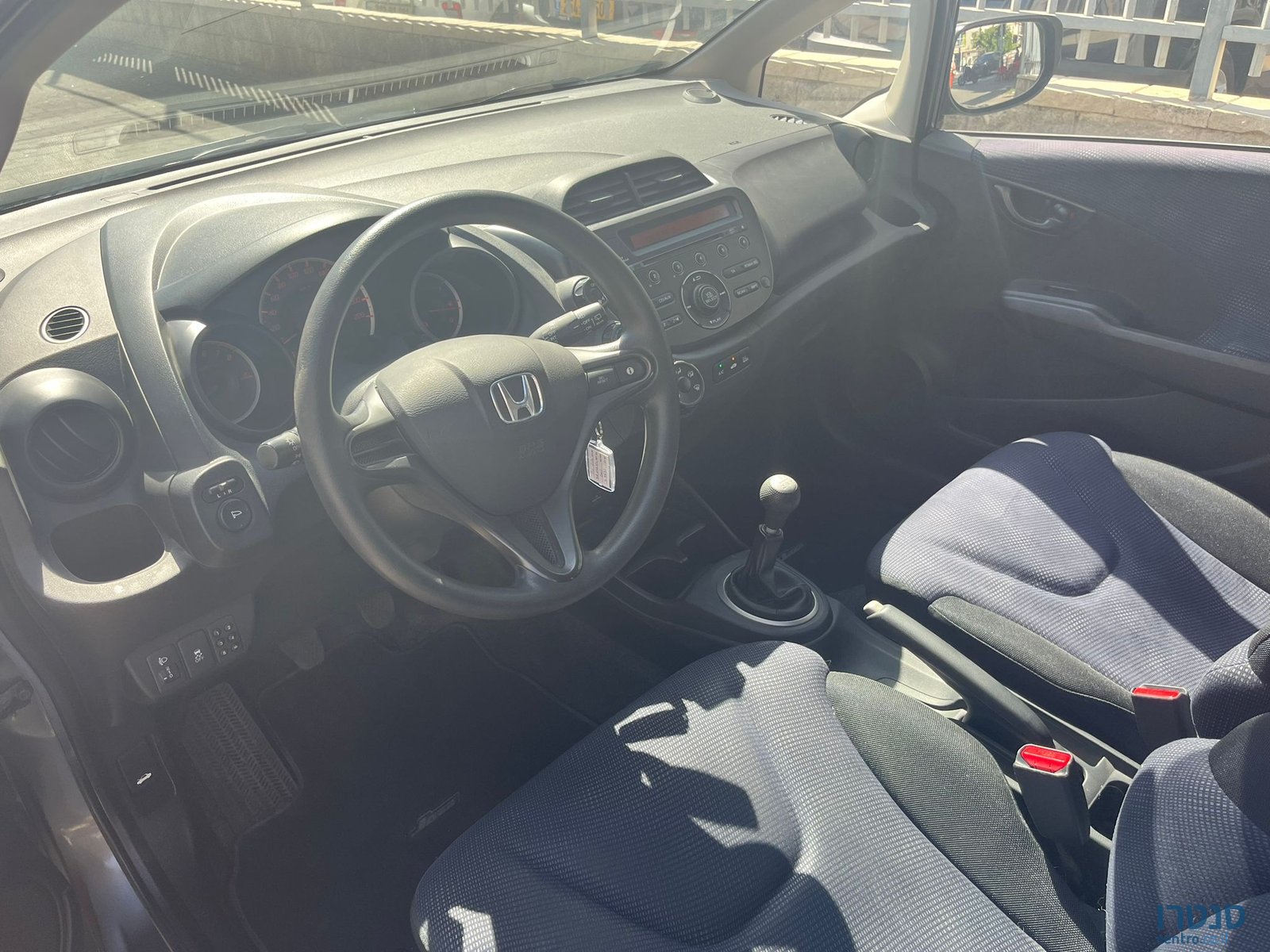 2013' Honda Jazz photo #2