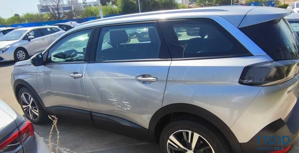 2021' Peugeot 5008 פיג'ו photo #3