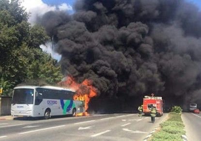 Пожар в Кирьят-Тивоне в переполненном автобусе.