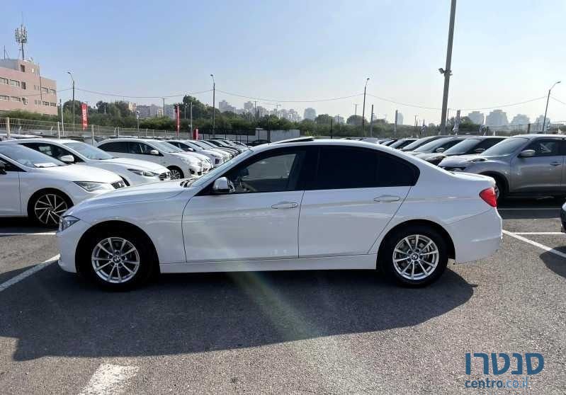 2015' BMW 3 Series ב.מ.וו סדרה 3 photo #5