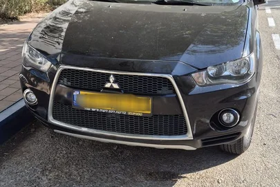 2011' Mitsubishi Outlander מיצובישי אאוטלנדר