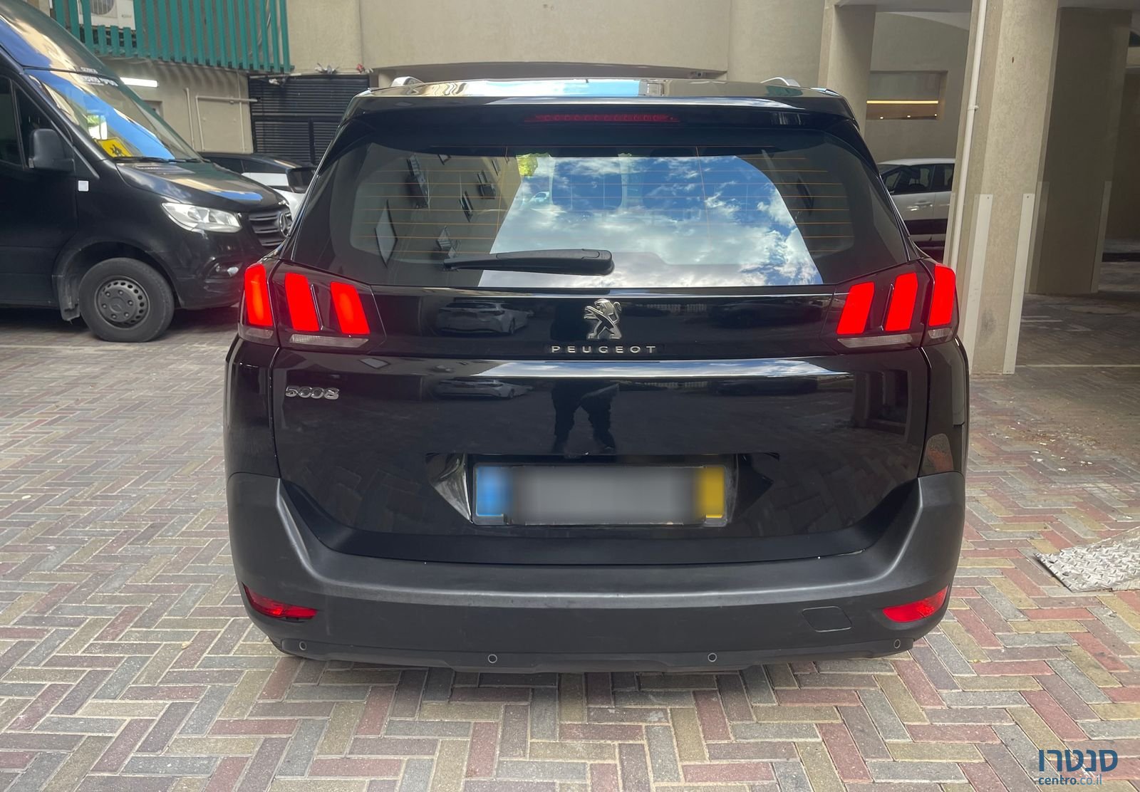 2020' Peugeot 5008 פיג'ו photo #5