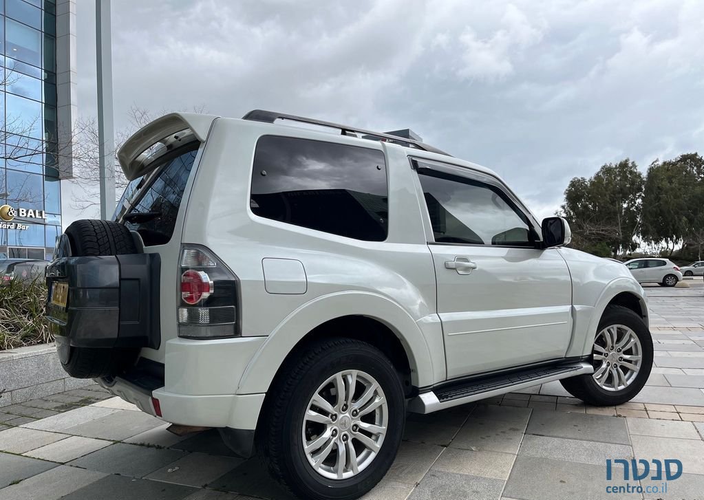 2018' Mitsubishi Pajero מיצובישי פג'רו For Sale. Holon, Israel