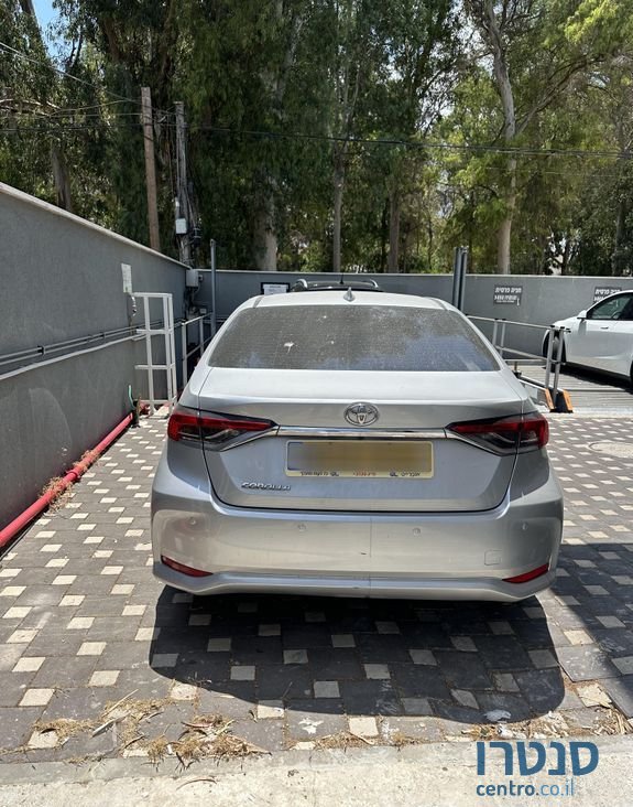 2019' Toyota Corolla טויוטה קורולה photo #2