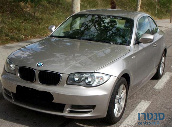 2010' BMW 1 Series 3 Door photo #2