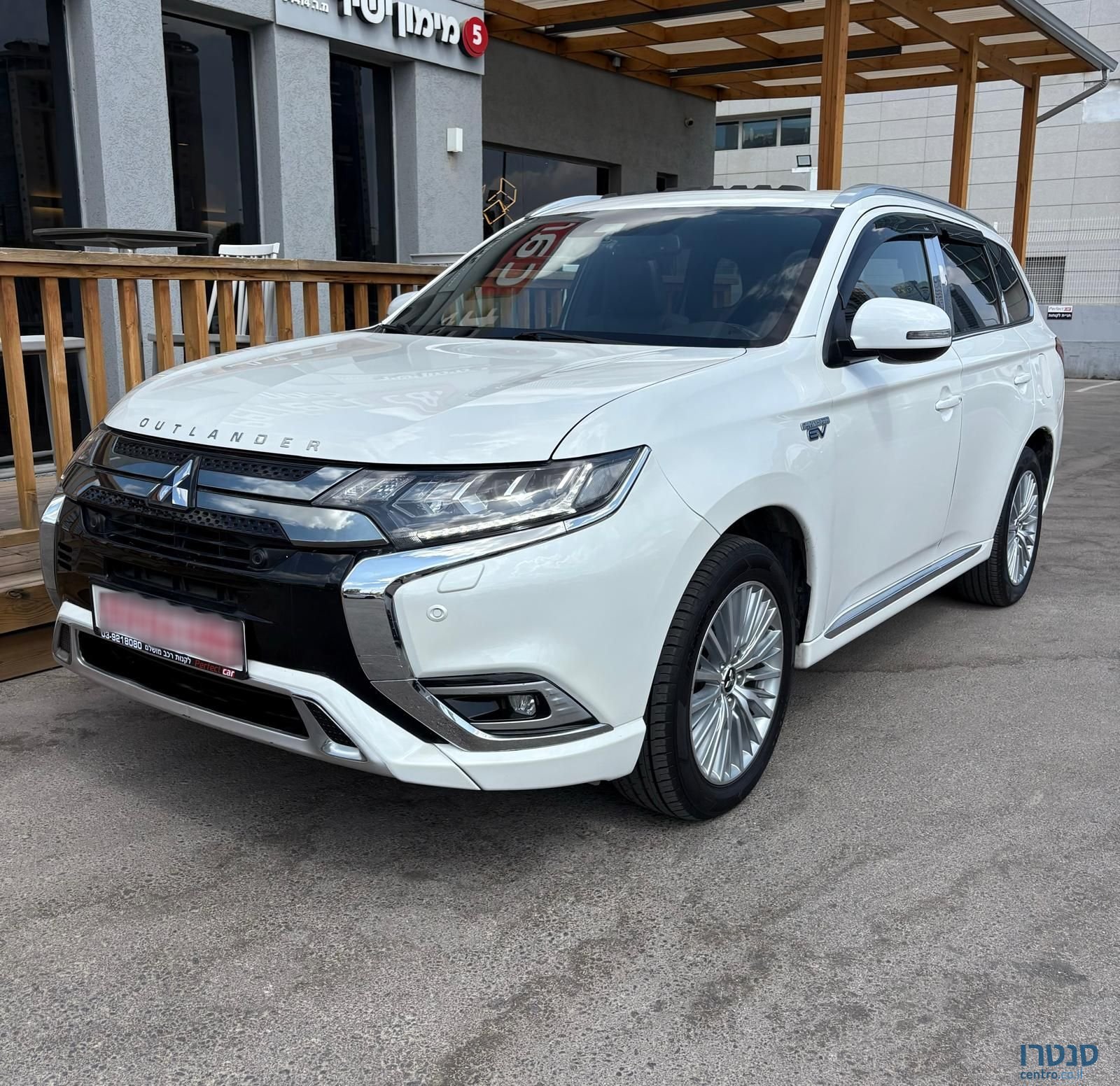 2020' Mitsubishi Outlander מיצובישי אאוטלנדר photo #1